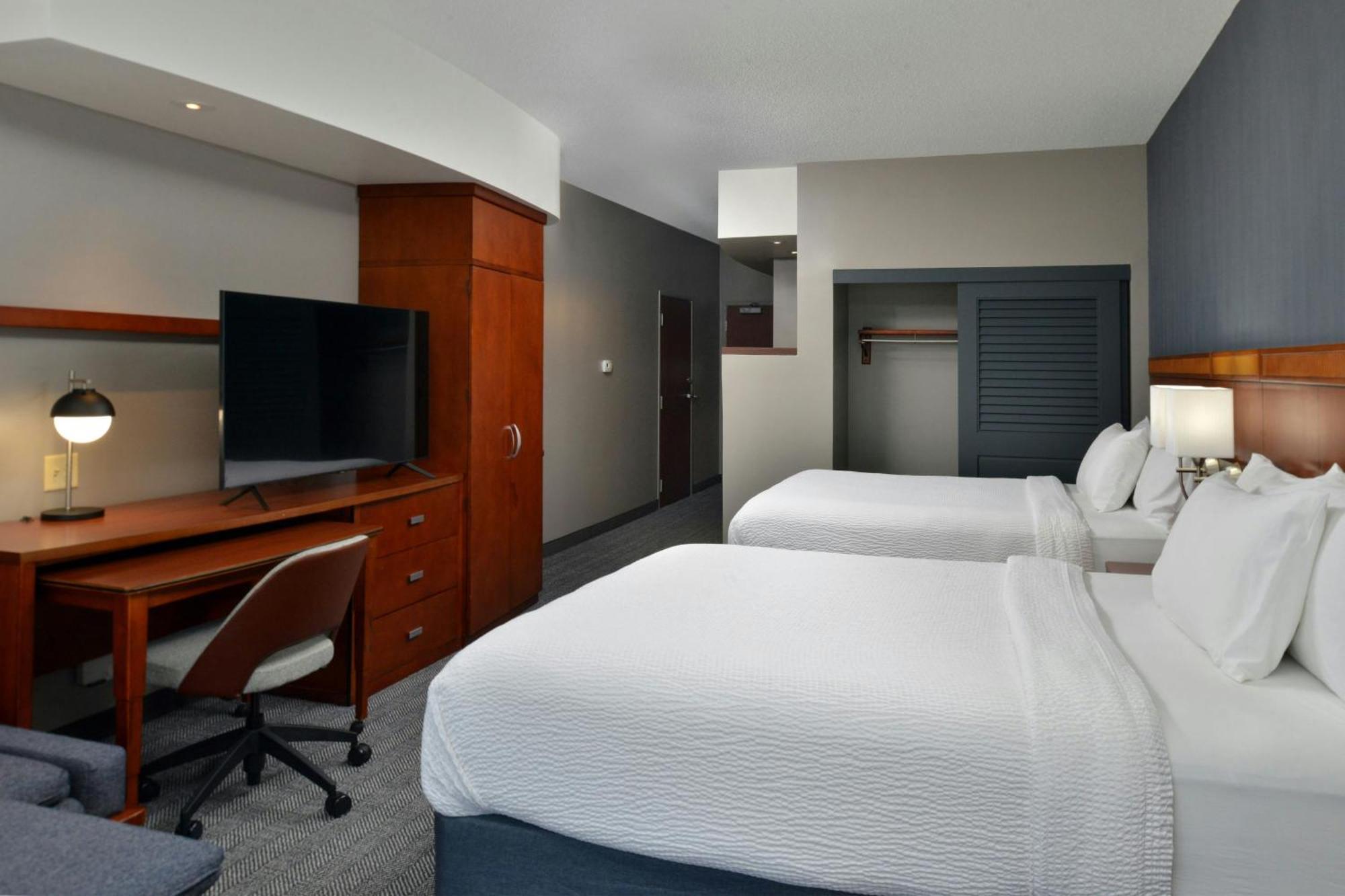 Courtyard By Marriott Harrisburg Hershey Exterior photo