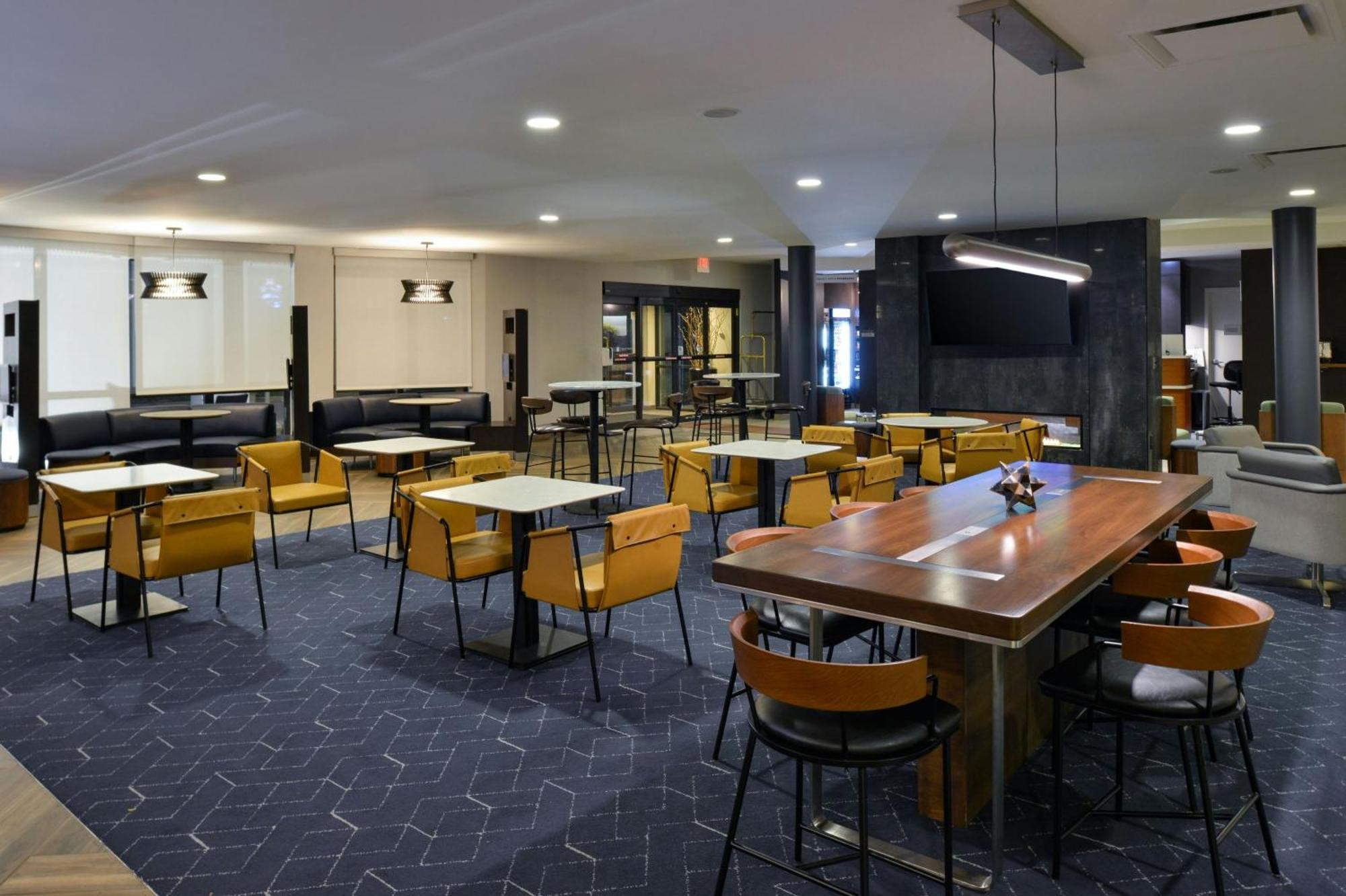 Courtyard By Marriott Harrisburg Hershey Exterior photo